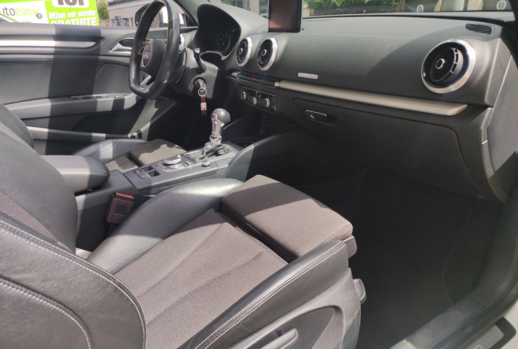Audi A3 Cabriolet 1.5 150 ch TFSI DSG-7 S-LINE - SUIVI AUDI