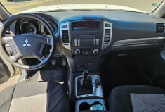 Mitsubishi Pajero IV 3.2 DI-D 200 COURT 3P BVM