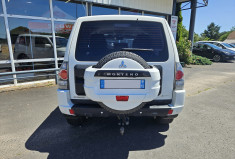 Mitsubishi Pajero IV 3.2 DI-D 200 COURT 3P BVM