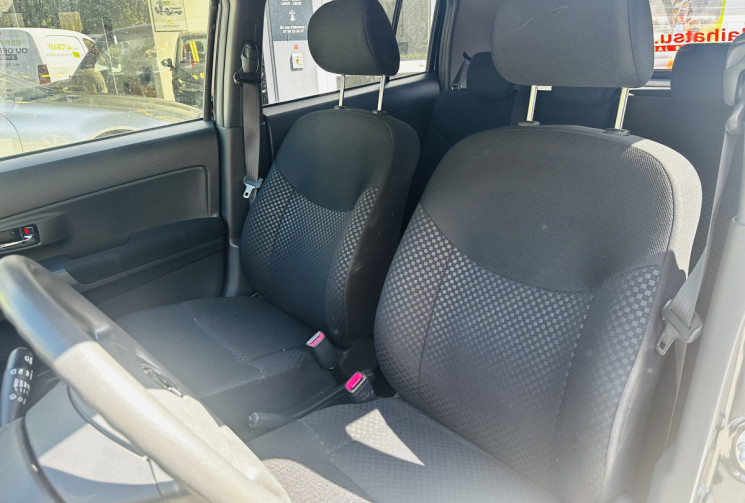 Daihatsu MATERIA 1.5l 103ch 1ère main / Moteur et châssis Toyota / Climatisation