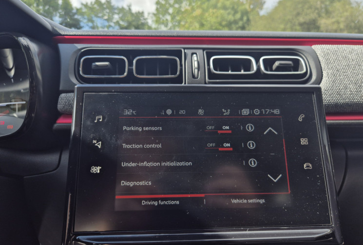 Citroën C3 110ch EAT6 Série spéciale 