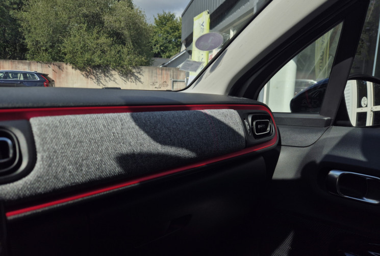 Citroën C3 110ch EAT6 Série spéciale 