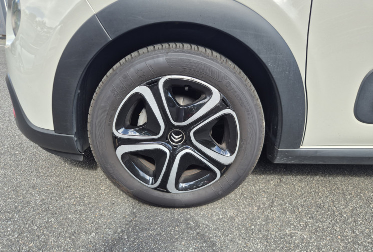 Citroën C3 110ch EAT6 Série spéciale 