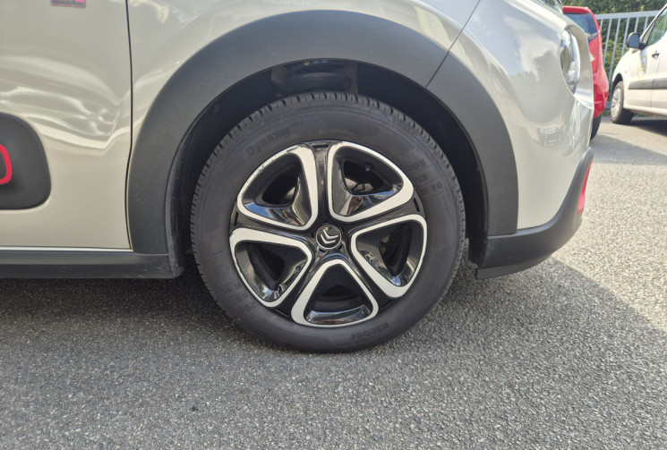 Citroën C3 110ch EAT6 Série spéciale 