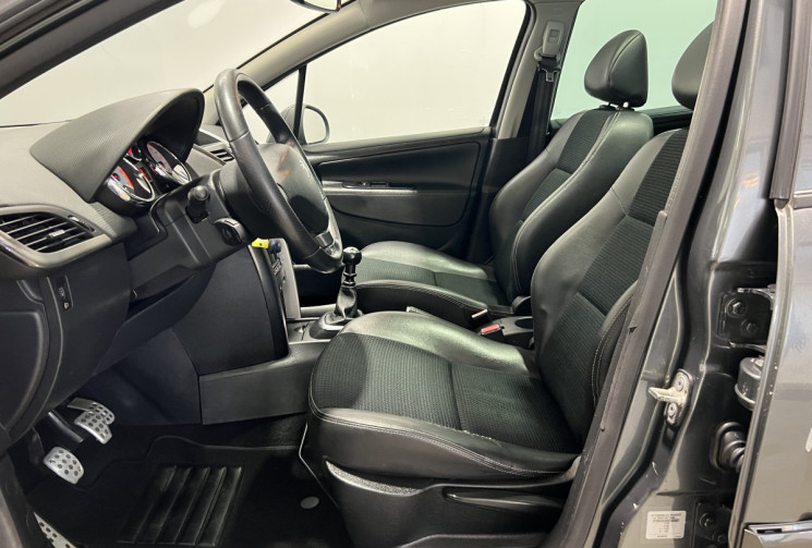 Peugeot 207 SW OUTDOOR 1.6 HDI PREMIUM 