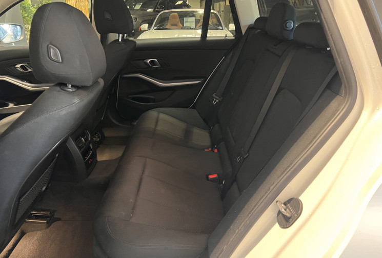 BMW Série 3 TOURING 318d BUSINESS DESIGN BVM6