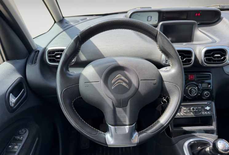 Citroën C3 Picasso 1.6 HDI 115 CH EXCLUSIVE / DISTRIBUTION FAITE / CAMERA DE RECUL