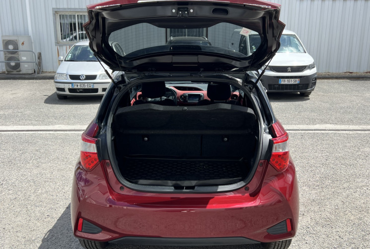 Toyota Yaris Collection Phase 3 Hybrid 1.5 VVTi HSD 100cv E-CVT * FRANCE