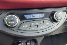 Toyota Yaris Collection Phase 3 Hybrid 1.5 VVTi HSD 100cv E-CVT * FRANCE