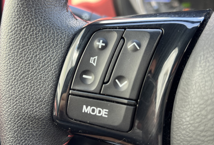 Toyota Yaris Collection Phase 3 Hybrid 1.5 VVTi HSD 100cv E-CVT * FRANCE