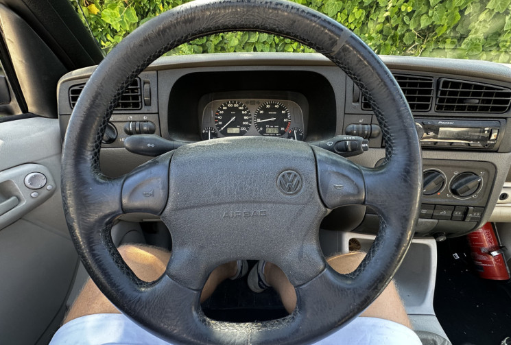 Volkswagen Golf Cabriolet III 2.0 115ch Avant Garde KARMANN 