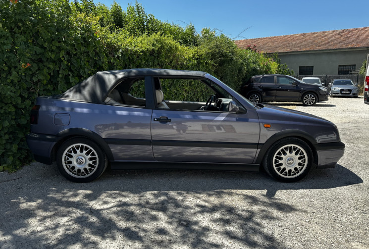 Volkswagen Golf Cabriolet III 2.0 115ch Avant Garde KARMANN 