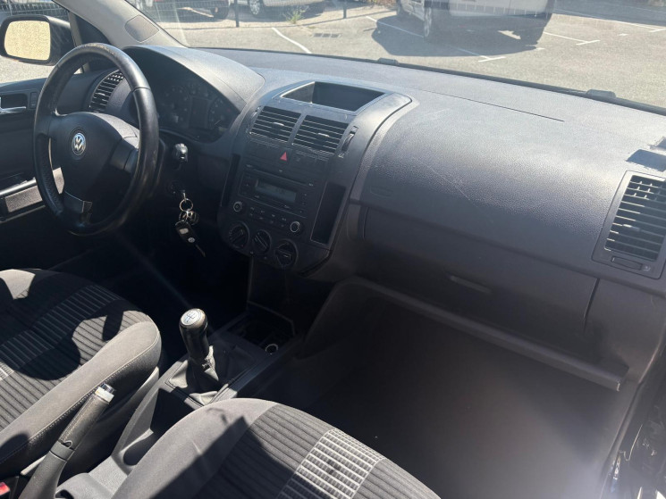 Volkswagen Polo 1.2 60 cv conforline / Clim / 119000 kms d'origine / CT OK / Révision OK / Garantie