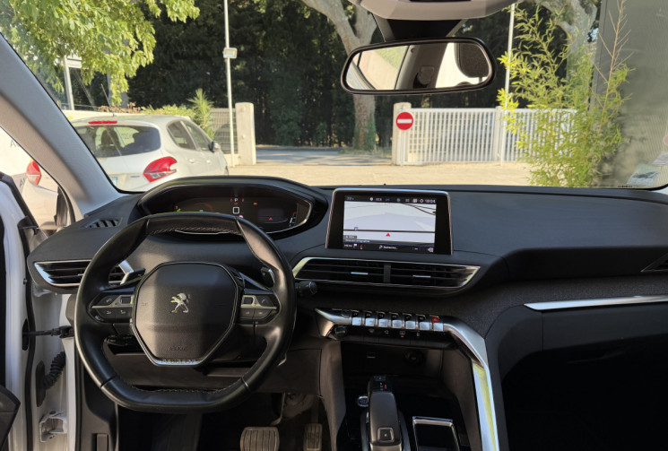 Peugeot 3008 1.2 Puretech 130 Allure Business EAT8 / Distri OK / Caméra / Keyless / LED / Carplay