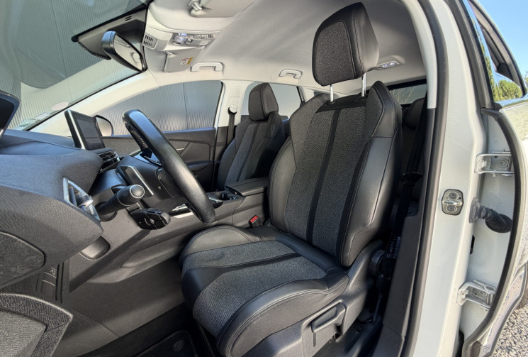 Peugeot 3008 1.2 Puretech 130 Allure Business EAT8 / Distri OK / Caméra / Keyless / LED / Carplay