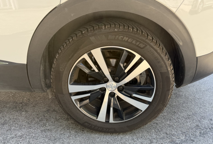 Peugeot 3008 1.2 Puretech 130 Allure Business EAT8 / Distri OK / Caméra / Keyless / LED / Carplay