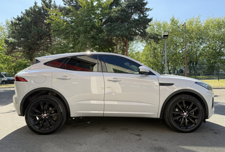 Jaguar E-Pace D200 MHEV R-DYNAMIC SE AWD BVA