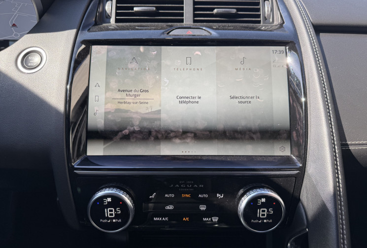 Jaguar E-Pace D200 MHEV R-DYNAMIC SE AWD BVA