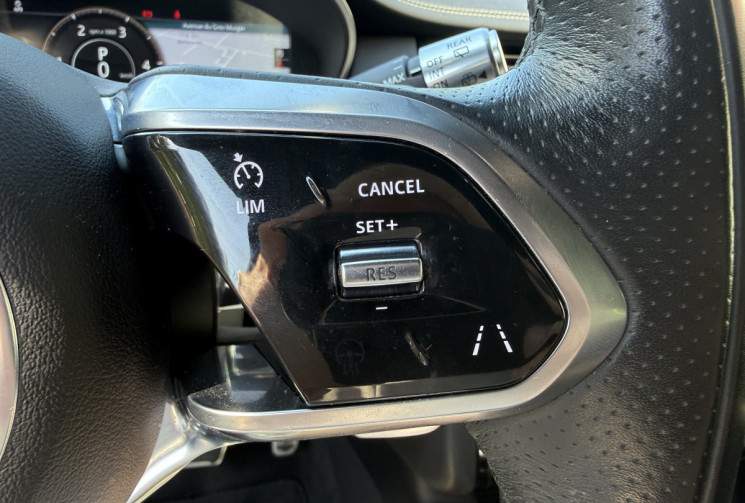 Jaguar E-Pace D200 MHEV R-DYNAMIC SE AWD BVA