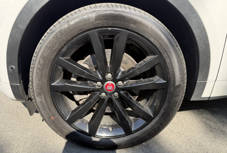 Jaguar E-Pace D200 MHEV R-DYNAMIC SE AWD BVA