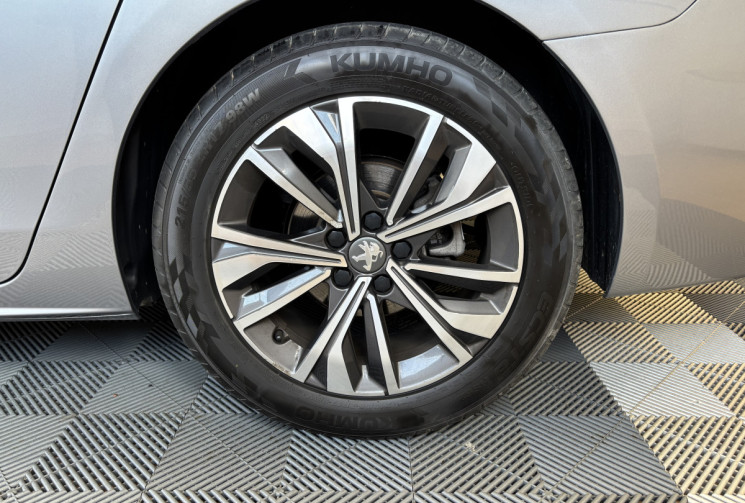 Peugeot 508 BERLINE 1.6 PURETECH EAT8 180 ALLURE / MOTEUR A CHAINE 