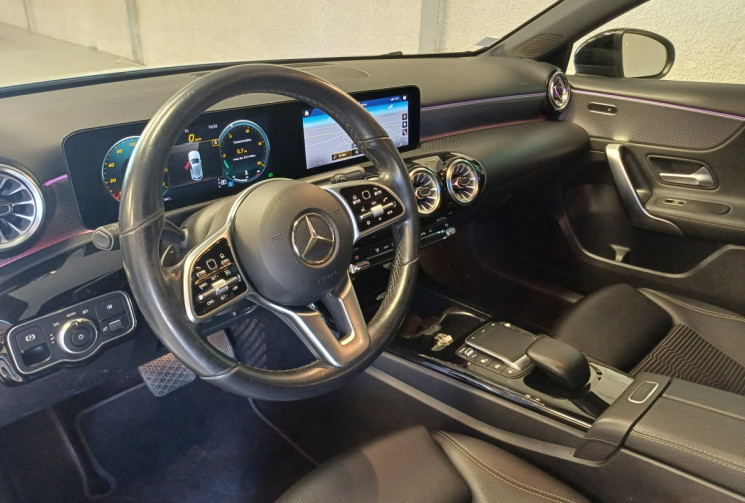 Mercedes Classe A Hatchback 180 d 2.0d 8G-DCT