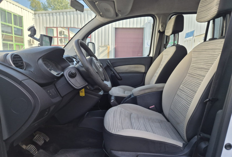 Renault Kangoo II Phase 2 1.5 DCI * CLIM * 90CV * IDEAL CAMPING * FAMILLE * SURF 
