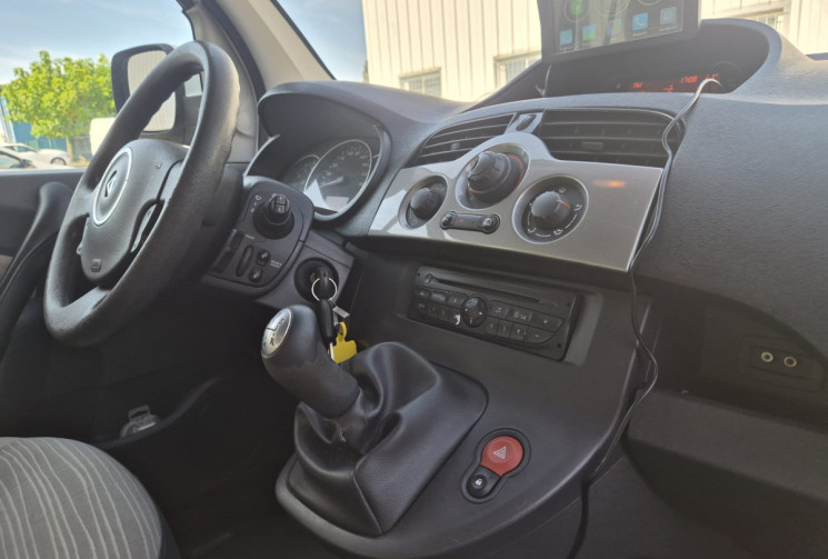 Renault Kangoo II Phase 2 1.5 DCI * CLIM * 90CV * IDEAL CAMPING * FAMILLE * SURF 