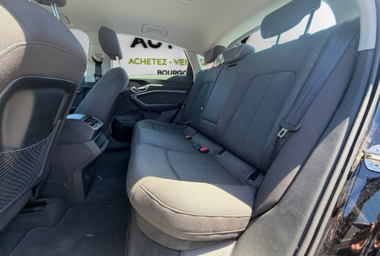 Audi e-tron SPORTBACK / 50 QUATTRO / 313 CH / SOH 96.9%