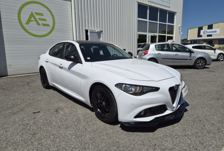 Alfa Romeo Giulia (952) 2.2 JTD 16V 150 CV * CLIM * PACK SPORT * DISTRIBUTION FAITE 