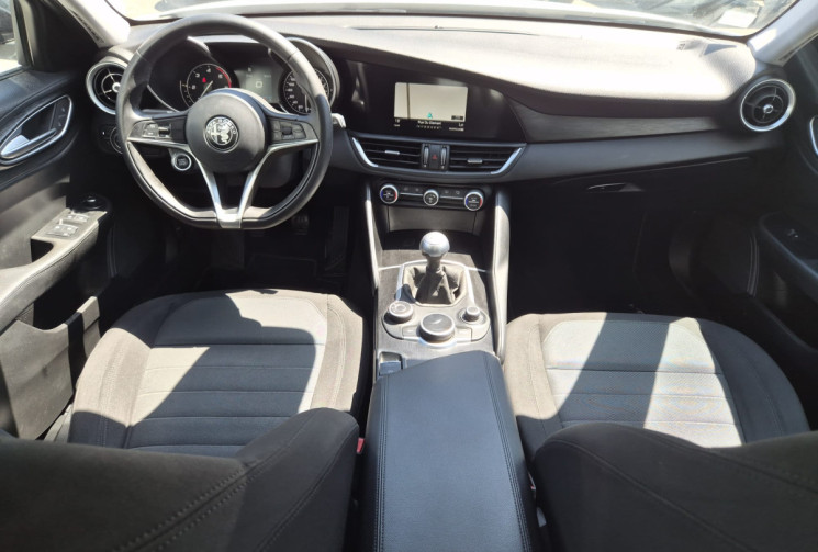 Alfa Romeo Giulia (952) 2.2 JTD 16V 150 CV * CLIM * PACK SPORT * DISTRIBUTION FAITE 