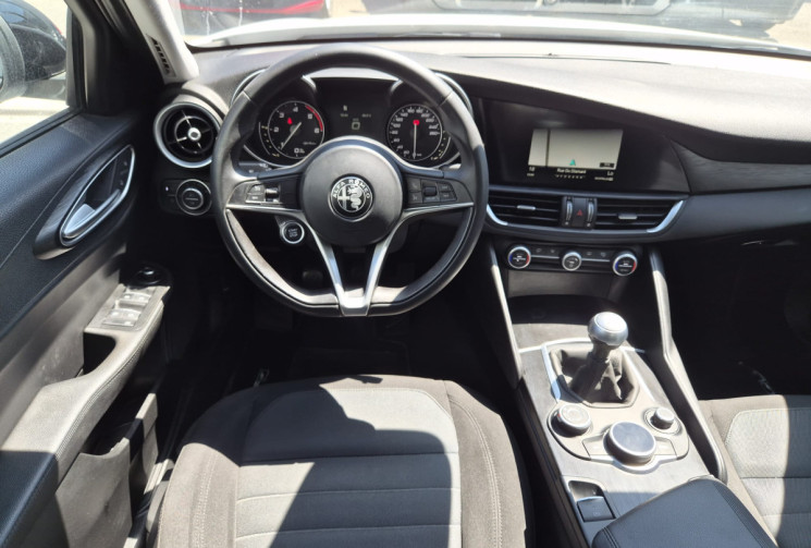 Alfa Romeo Giulia (952) 2.2 JTD 16V 150 CV * CLIM * PACK SPORT * DISTRIBUTION FAITE 
