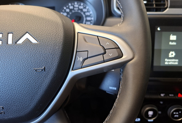 Dacia Duster 1.0 ECO-G 100 JOURNEY+ 4 X 2 ( ESS + GPL ) * FULL ENTRETIEN DACIA * GARANTIE 6 MOIS