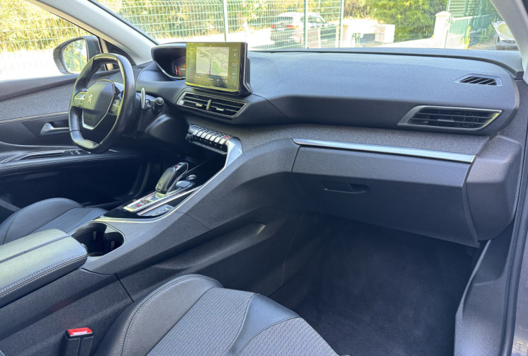 Peugeot 3008 ALLURE 1.5 HDI 130 EAT8 / Camera / Carplay / Sieges Chauffants / Entretien OK