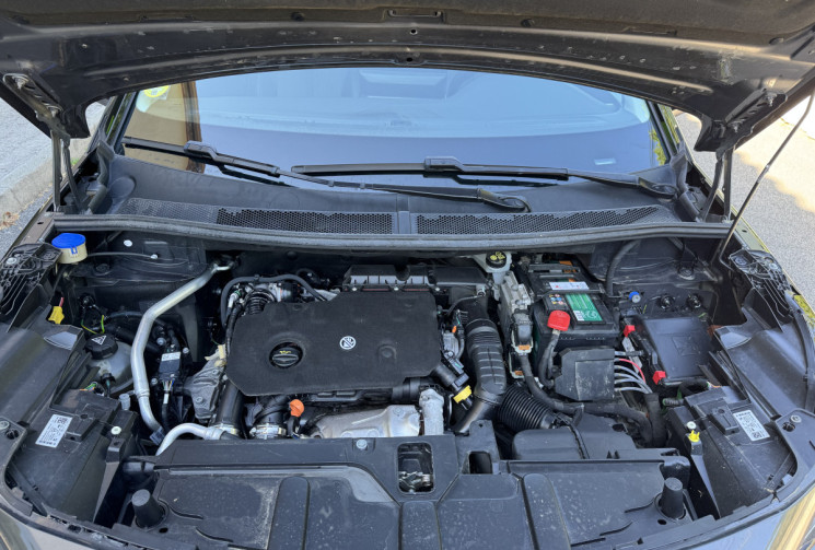 Peugeot 3008 ALLURE 1.5 HDI 130 EAT8 / Camera / Carplay / Sieges Chauffants / Entretien OK