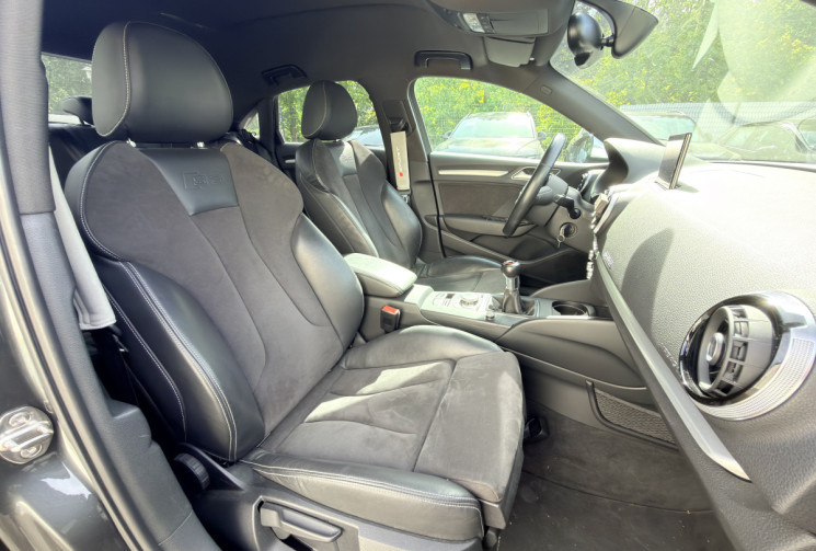Audi S3 Berline 2.0 TFSI 300 ch quattro-Radar Ar -Entr OK-CT Ok-Jantes Alu 19 