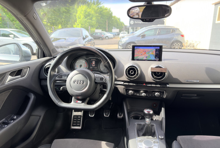 Audi S3 Berline 2.0 TFSI 300 ch quattro-Radar Ar -Entr OK-CT Ok-Jantes Alu 19 