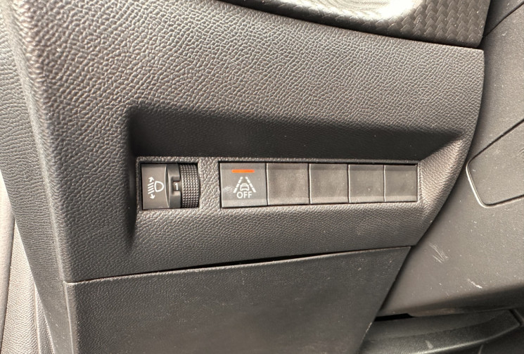 Peugeot 208 1.5 Blue HDi S&S 100 cv BVM6 ALLURE