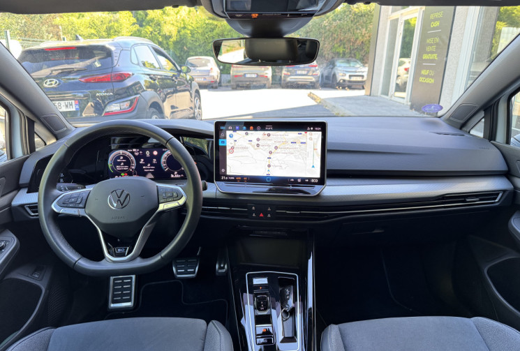 Volkswagen Golf 8.5 50 Edition 1.5 eTSi 204 DSG6 eHybrid / Garantie VW 08/28 / IQ Light / Camera 