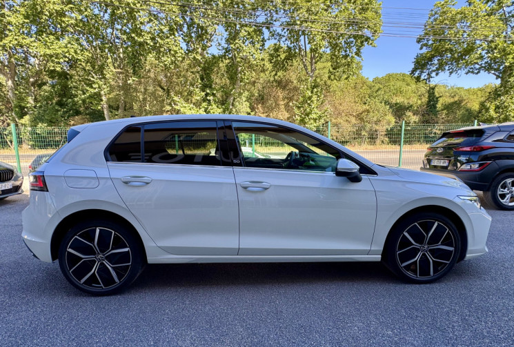 Volkswagen Golf 8.5 50 Edition 1.5 eTSi 204 DSG6 eHybrid / Garantie VW 08/28 / IQ Light / Camera 