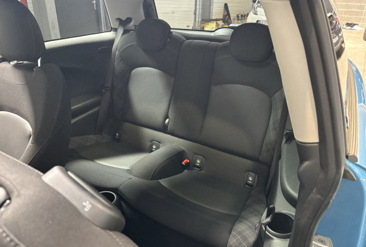 Mini Cooper D 116 ch Blackfriars / Toit ouvrant panoramique / historique d'entretien disponible