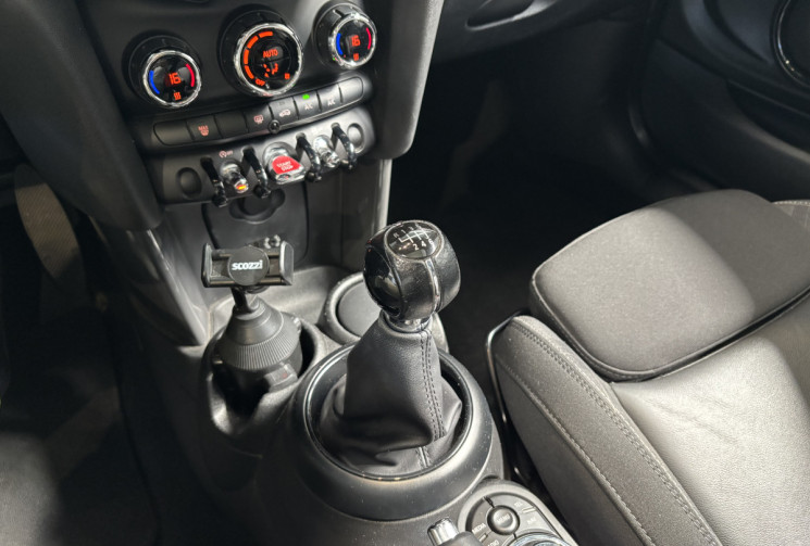 Mini Cooper D 116 ch Blackfriars / Toit ouvrant panoramique / historique d'entretien disponible