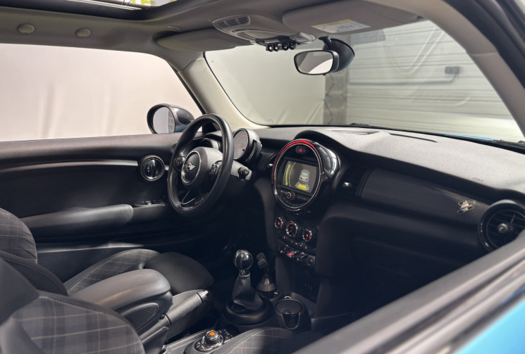 Mini Cooper D 116 ch Blackfriars / Toit ouvrant panoramique / historique d'entretien disponible