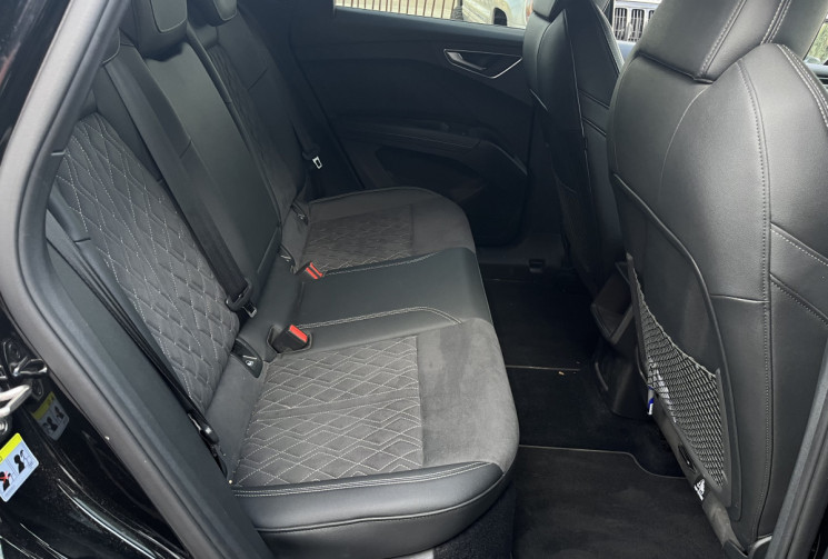 Audi Q4 S-LINE 50 QUATTRO 299
