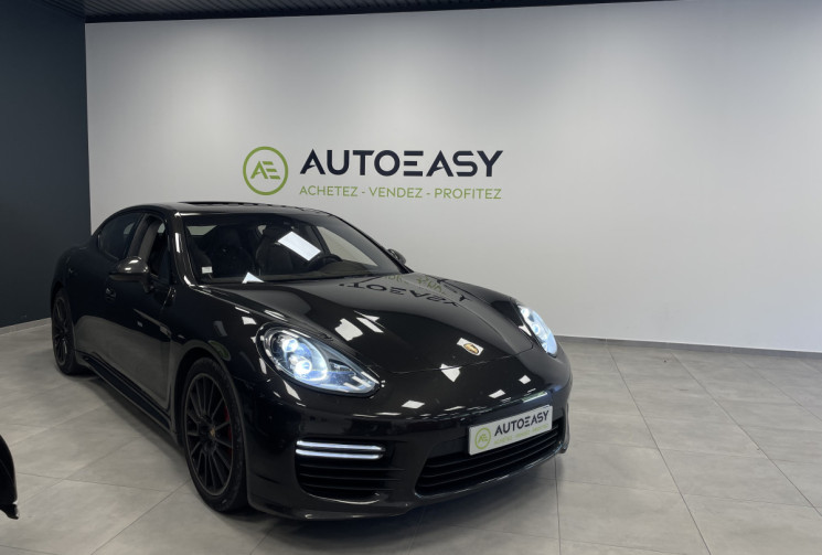 Porsche Panamera GTS PDK 