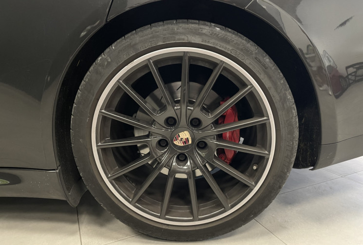 Porsche Panamera GTS PDK 