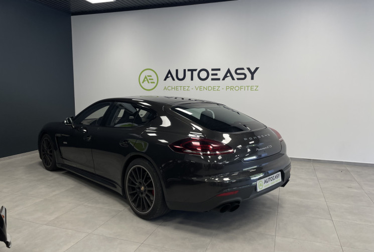 Porsche Panamera GTS PDK 