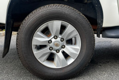 Toyota HILUX 2.4 Pickup double cabine AWD 150 cv // Peu kilométré // boite manuelle