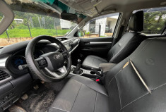 Toyota HILUX 2.4 Pickup double cabine AWD 150 cv // Peu kilométré // boite manuelle