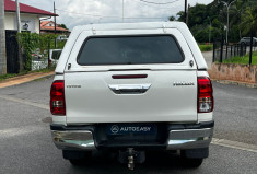 Toyota HILUX 2.4 Pickup double cabine AWD 150 cv // Peu kilométré // boite manuelle